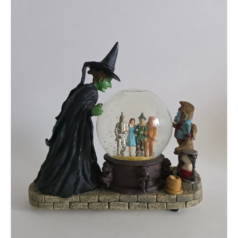 Vintage 1995 Wizard Of Oz Wicked Witch Winged Monkey Musical Snow Globe
